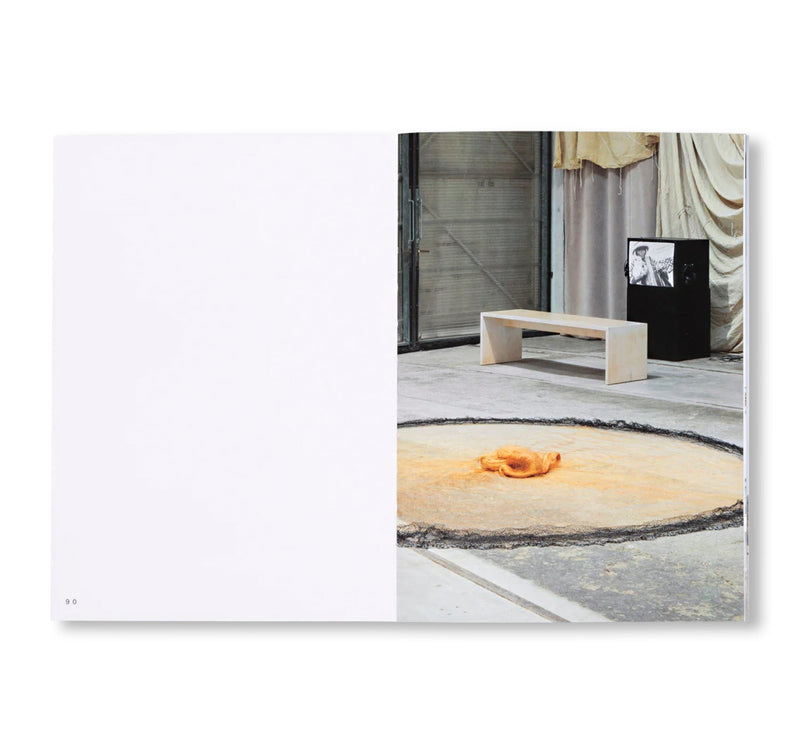 Sheila Hicks: A Little Bit of a Lot of Things - Wms&Co.