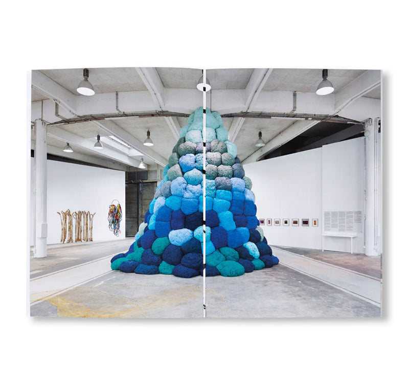 Sheila Hicks: A Little Bit of a Lot of Things - Wms&Co.