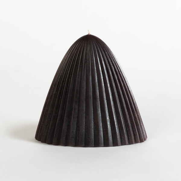 Tusk Beeswax Candle: Low Black