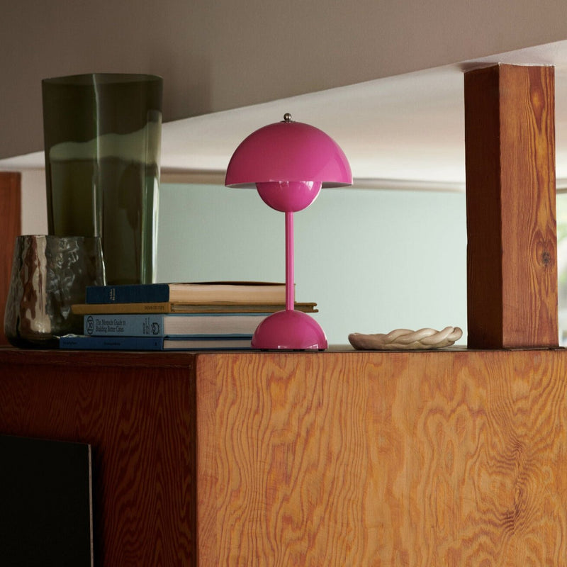 Verner Panton Flowerpot Portable Lamp: Pink