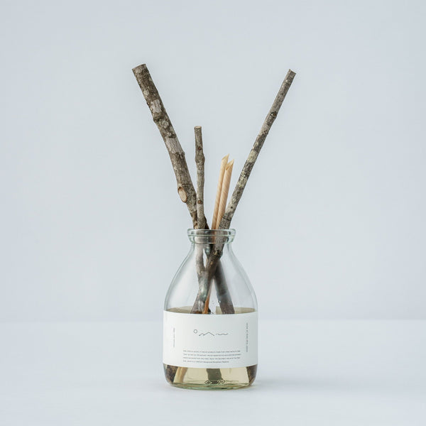 Forest Bathing Diffuser with Tamusiba Branches - Wms&Co.