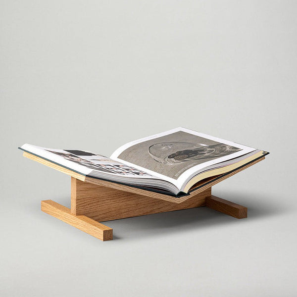 Page XL Book Stand: Natural Oak - Wms&Co.