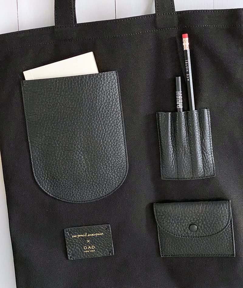 Multi - pocket Tote: Black/Black - Wms&Co.