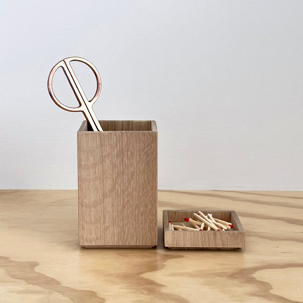 Modular Oak Vertical Holder