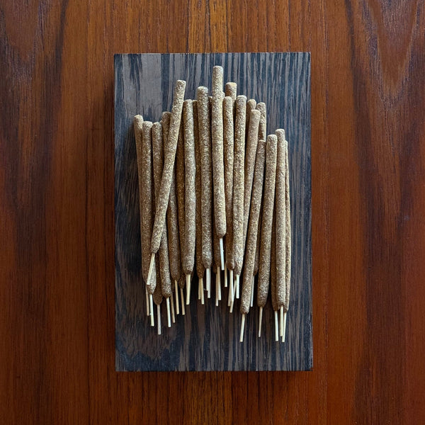 cedarmyrrhsmallinceseoverheadc