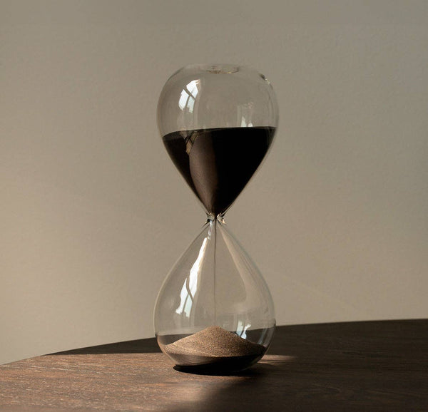 Desktop Hourglass: Jet Black - Wms&Co.