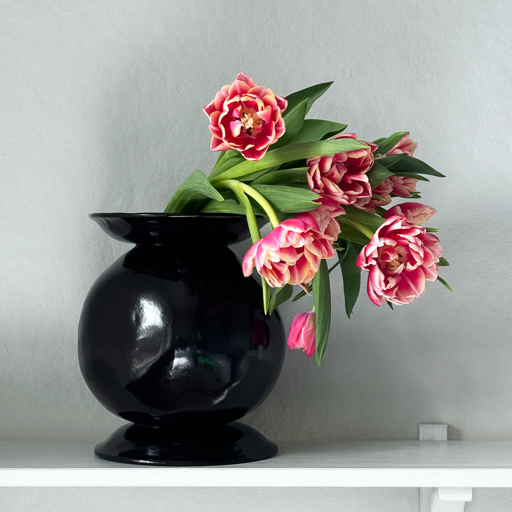 La Mére Ebony Vase