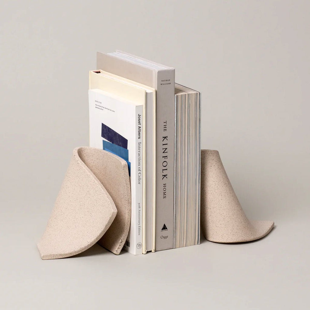 Serra Bookend Set